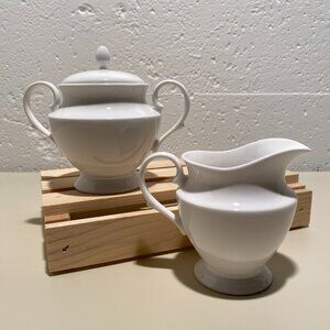 Bone China Sugar Bowl & Creamer Set